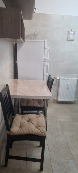 Drumul Taberei, Moghioros, 2 minute metrou